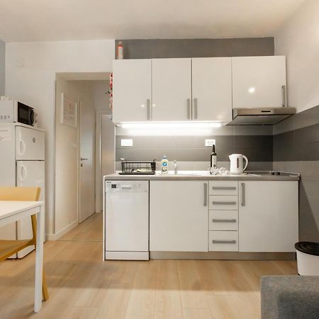 Apartments Krzanic Подгора Екстер'єр фото