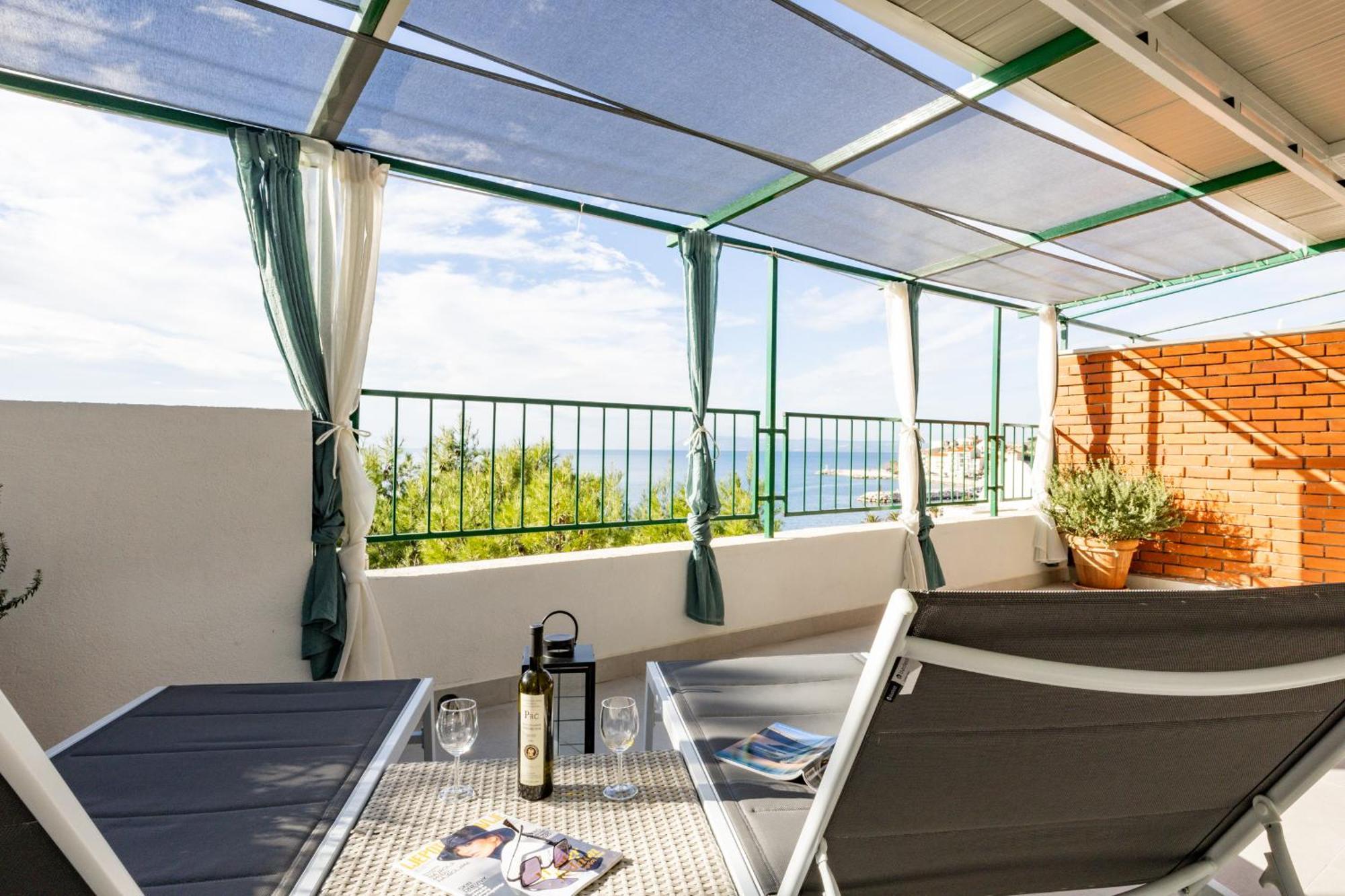 Apartments Krzanic Подгора Екстер'єр фото