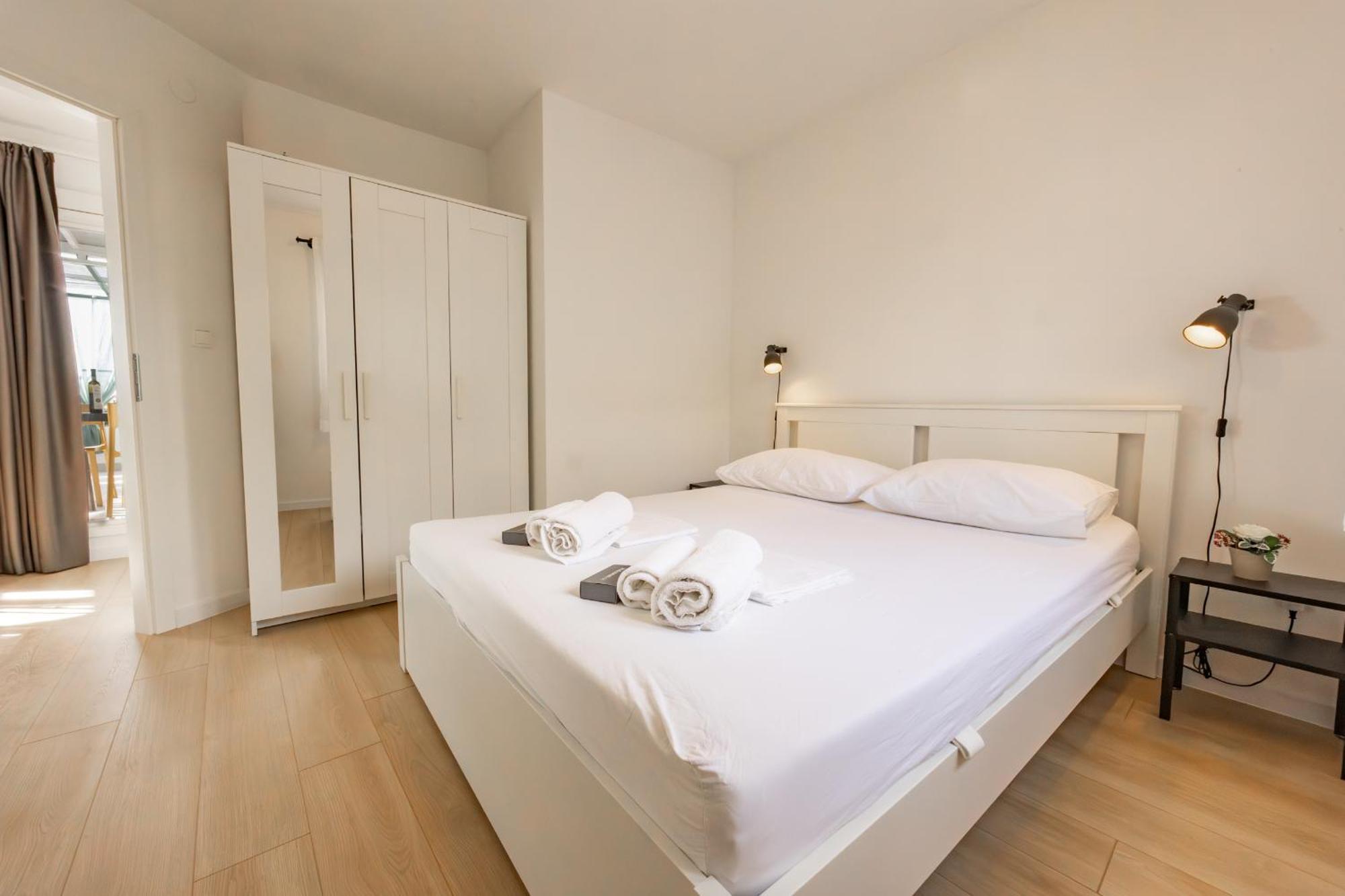Apartments Krzanic Подгора Екстер'єр фото