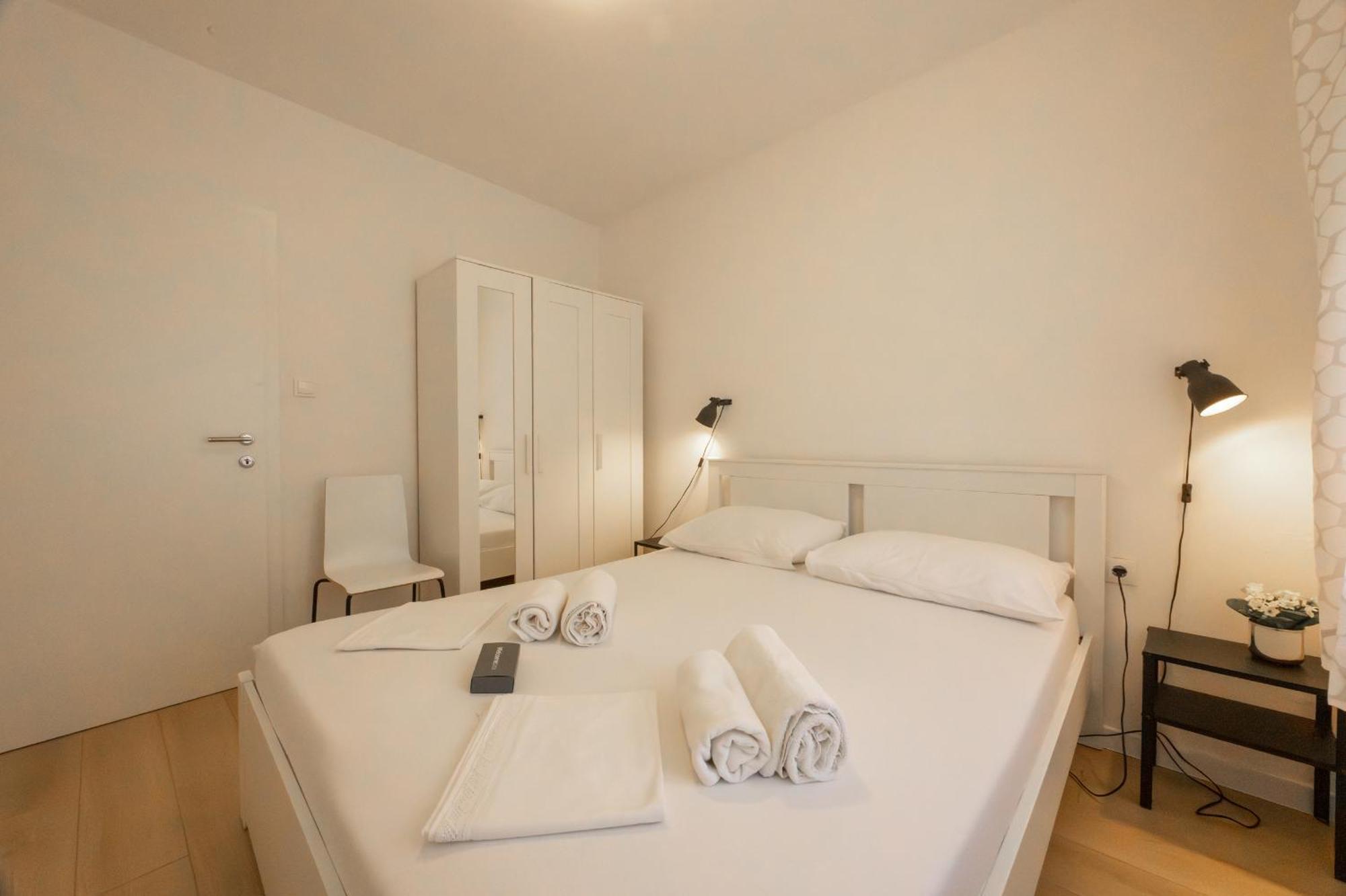 Apartments Krzanic Подгора Екстер'єр фото